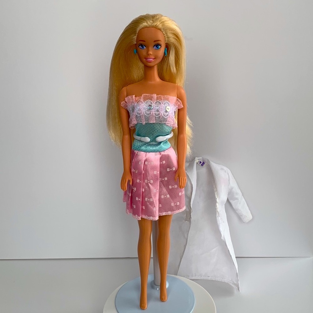 Vintage Barbie Style Tennis Player Doll 1994 Mattel #12291